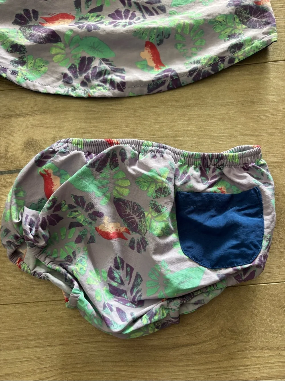 Patagonia Lavender Tropical Leaf Tank & Bloomer Set with Navy Pocket